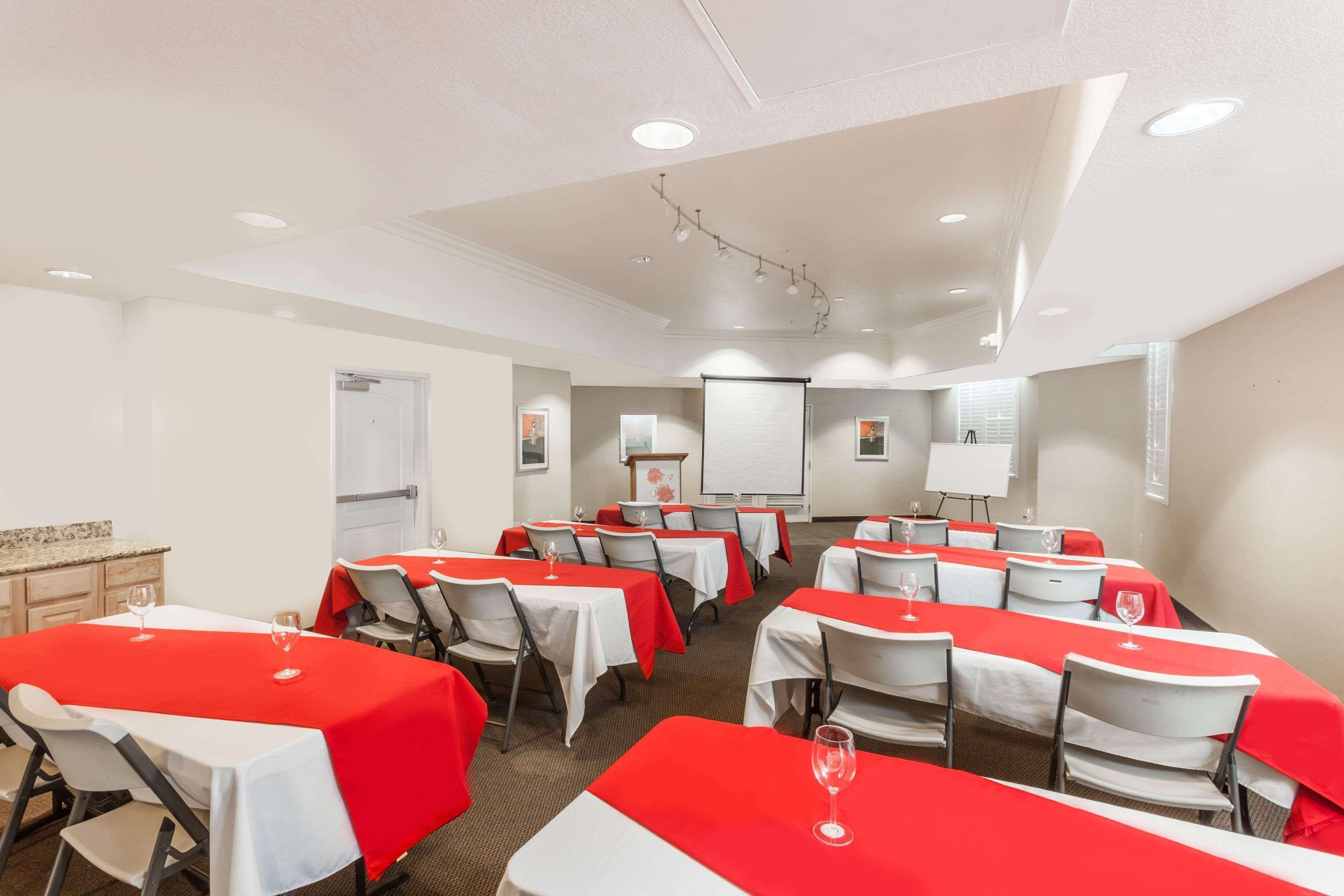 Hawthorn Suites Victorville Eksteriør bilde