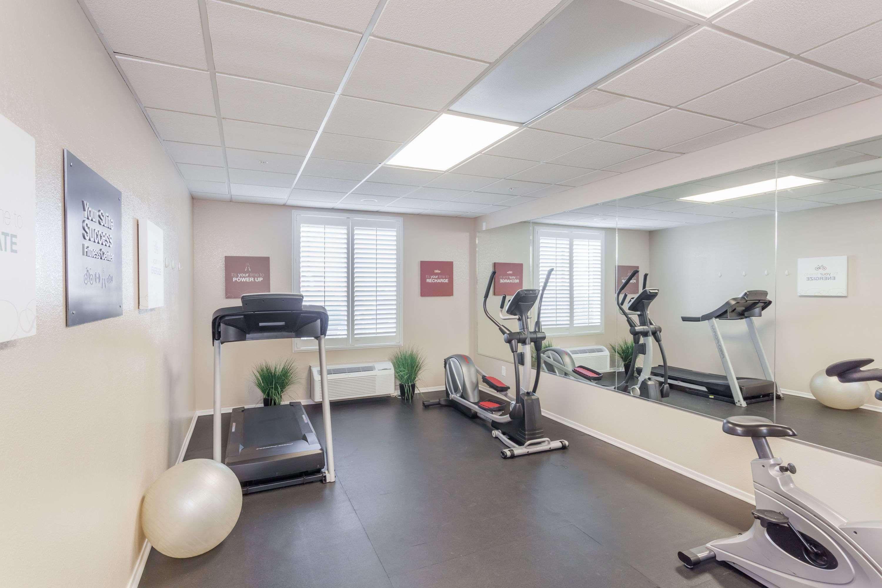 Hawthorn Suites Victorville Eksteriør bilde